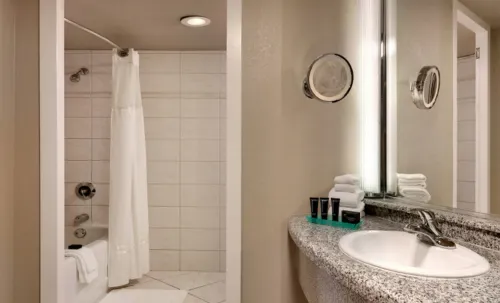 Westgate Las Vegas Resort & Casino Rooms Photos