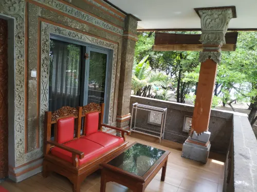 Melasti Kuta Beach Hotel & Spa Kamar Photos
