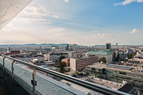 Hilton Vienna Park Circondario Photos