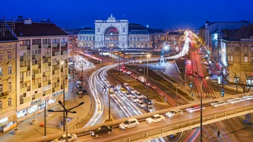 Danubius Hotel Hungaria City Center Рядом с отелем Photos