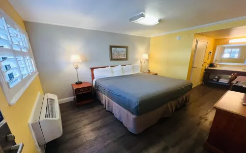 Motel 6 San Francisco, CA – Fisherman’s Wharf Photos