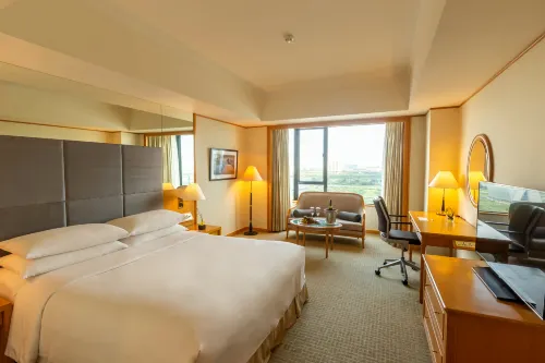Khách sạn Renaissance Riverside Sài Gòn Nổi bật Photos