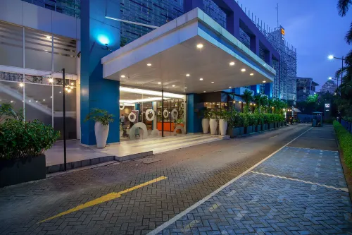 1O1 URBAN Jakarta Kelapa Gading Extérieur Photos