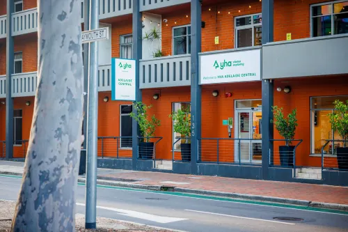 YHA Adelaide Central Exterior Photos