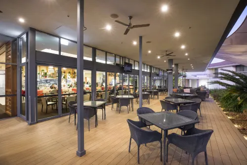 Crowne Plaza Alice Springs Lasseters Dining Photos