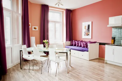 Royal Court Apartments Избранное Photos