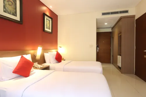 Grand La Walon Hotel Rooms Photos
