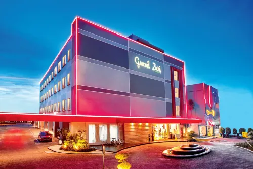 Grand Zuri Duri Hotel Eksterior Photos