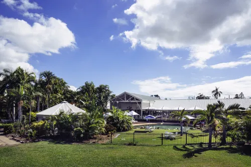 Mercure Townsville Exterior Photos