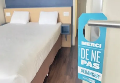 Hôtel Kyriad Direct Montpellier Saint Jean de Vedas La Peyriere Chambres Photos
