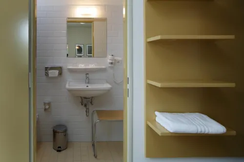 Axa Hotel Zimmer Photos