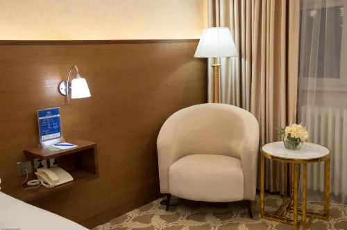 Bayangol Hotel Rooms Photos
