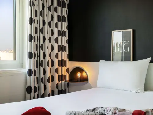 Ibis Styles Paris Gare de l'Est Château Landon Rooms Photos