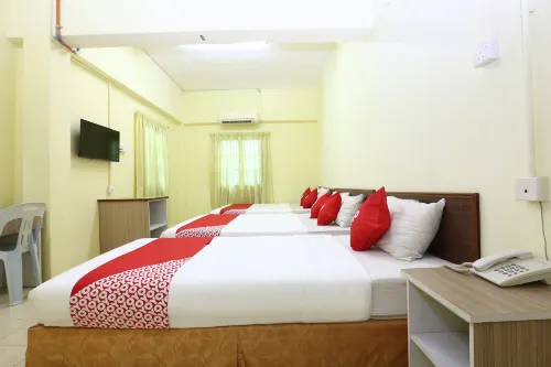 Super OYO 89651 Harmoni Hotel Empfohlen Photos