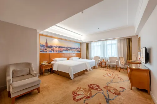 Vienna International Hotel (Guangzhou Xintang High Speed Railway Station Cowboy City Branch) Избранное Photos