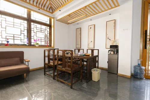 Fenghuang Barley Country Inn Public Areas Photos