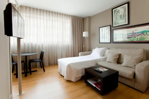 Aparthotel Atenea Barcelona Chambres Photos