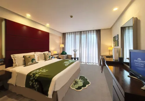 Howard Johnson Parkland Hotel Dalian Rooms Photos