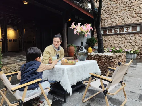 ‌CafeCoco Designer Hotel @ Peter Goullart's, Lijiang (Waterwheel) Nổi bật Photos