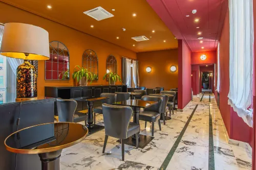 Boutique Hotel Metro 900 Ristorazione Photos