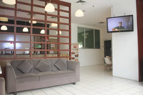 Urban Hotel Serpong Unggulan Photos