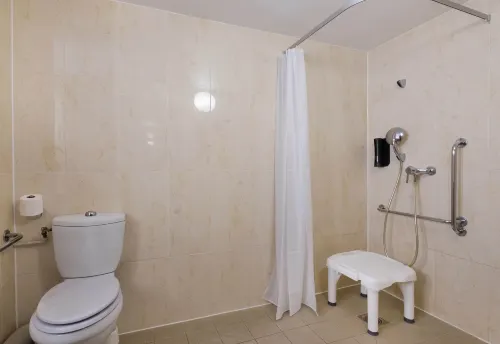 B&B HOTEL Fréjus Puget-Sur-Argens Chambres Photos