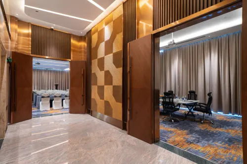 Northern Charm Hotel Business Facilities Photos