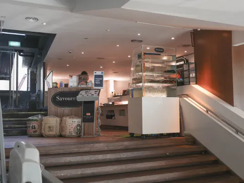 Amrise Hotel Kitchener Public Areas Photos