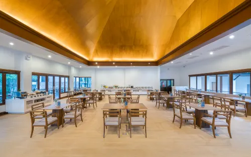 Belle Villa Resort, Khao Yai Dining Photos