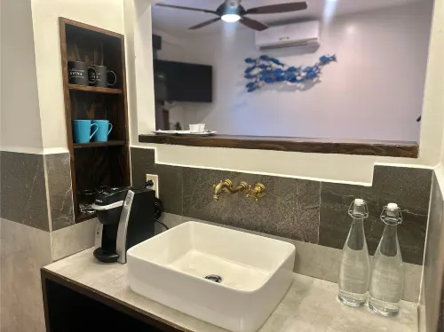 Palau Central Hotel Rooms Photos