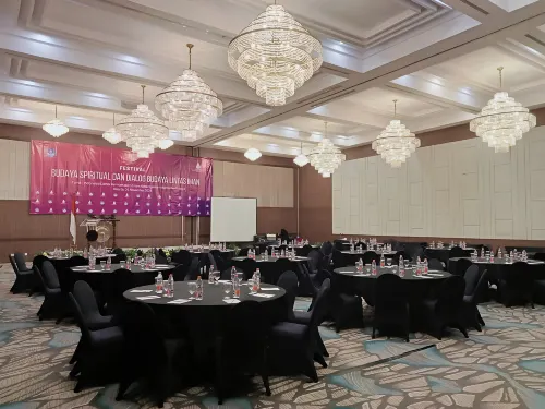 The Acacia Hotel & Resort Jakarta Fasilitas Bisnis Photos