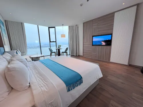 A La Carte Hạ Long - Tầng cao, view biển Nổi bật Photos