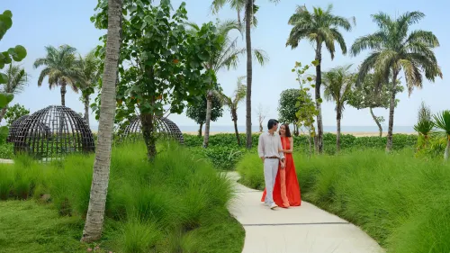 Pullman Lombok Merujani Mandalika Beach Resort Außen Photos