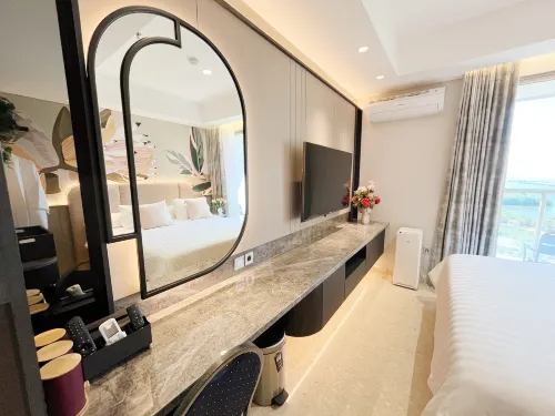 Gold Coast PIK Sea View Apartments by Rentrooms Unggulan Photos