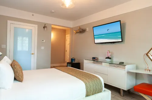 Oceanside Hotel and Suites Rooms Photos