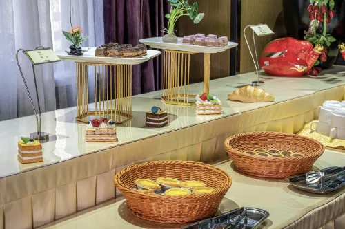 Silver Star Rezen  Hotel (Hotan Night Market) Dining Photos
