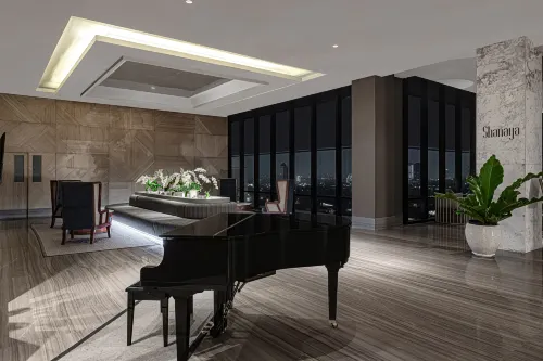 Whiz Luxe Hotel Spazio Surabaya Unggulan Photos