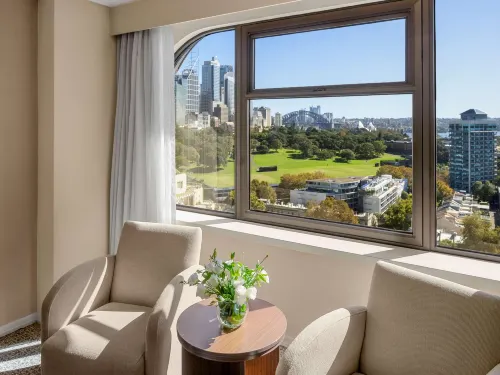The Sydney Boulevard Hotel Kamar Photos