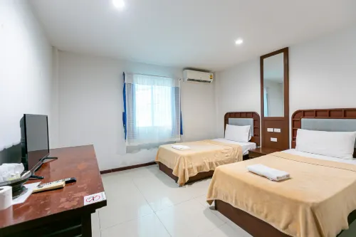 Deeden Pattaya Resort Zimmer Photos