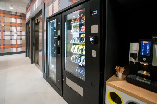 easyHotel Marseille Euromed Espaces publics Photos