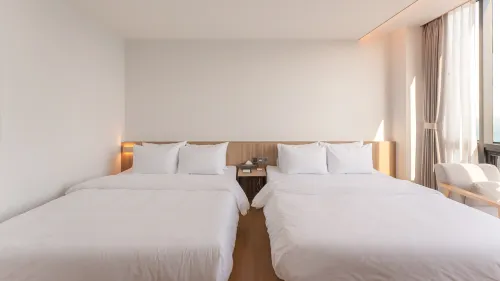 The Van Hotel Chambres Photos