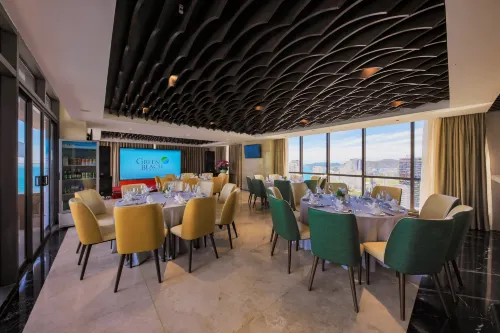 Green Beach Hotel Nha Trang Business Photos