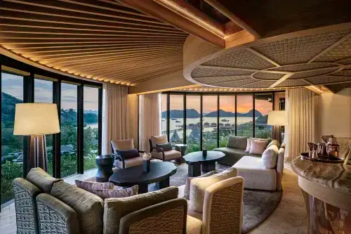 TA’AKTANA, a Luxury Collection Resort & Spa, Labuan Bajo Makanan Photos