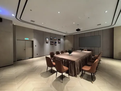 Country Inn & Shenyang North Railway Station Financial Center Subway Station Business Facilities Photos