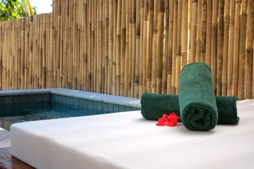 Lomani Island Resort & Spa Rooms Photos