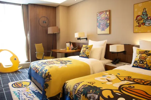 the Lotus Hotel Kamar Photos