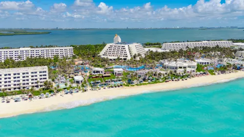 The Pyramid Cancun by Oasis - All Inclusive Exterior Photos