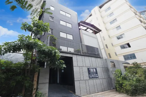 RQ Bangkok Huai Khwang by Collection O Esterni Photos