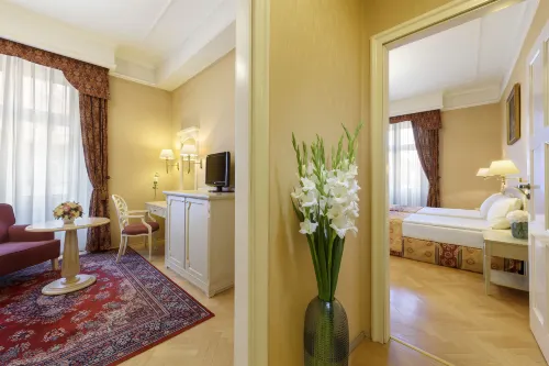 Danubius Hotel Astoria City Center Zimmer Photos