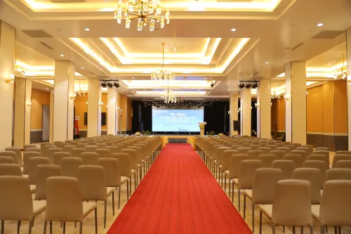 Phu Long Tam Ky Hotel & Restaurant Business Photos